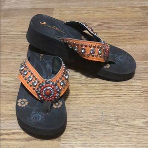 Super cute flip flops